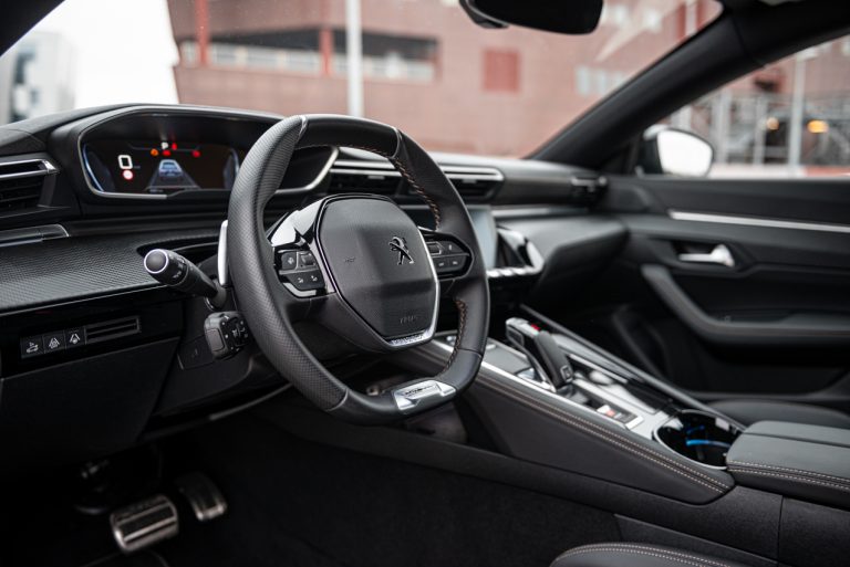Peugeot 508 SW GT: la prova su strada