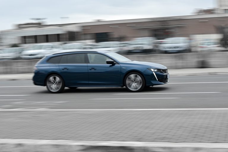Peugeot 508 SW GT: la prova su strada