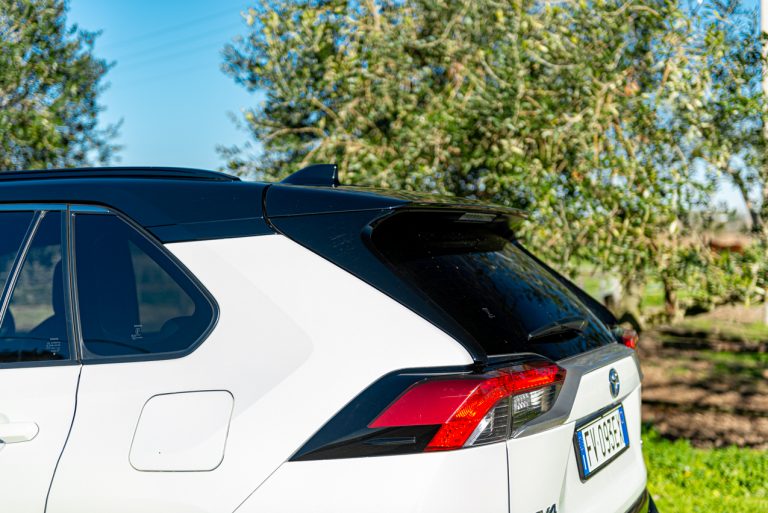 Toyota Rav4 2.5 HV Style: la prova su strada