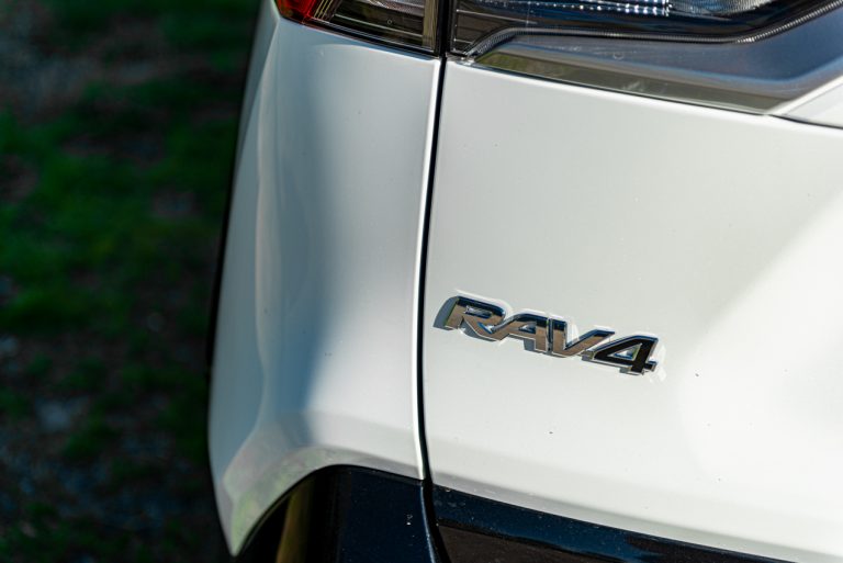 Toyota Rav4 2.5 HV Style: la prova su strada