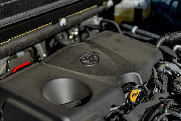 Toyota Rav4 2.5 HV Style: la prova su strada