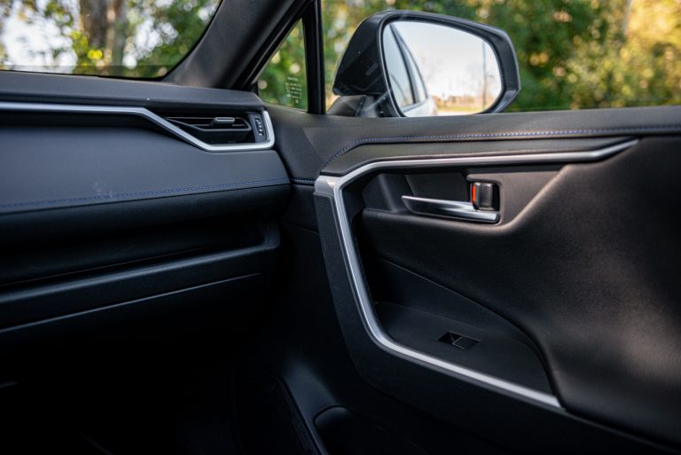 Toyota Rav4 2.5 HV Style: la prova su strada