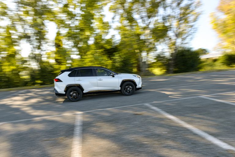 Toyota Rav4 2.5 HV Style: la prova su strada