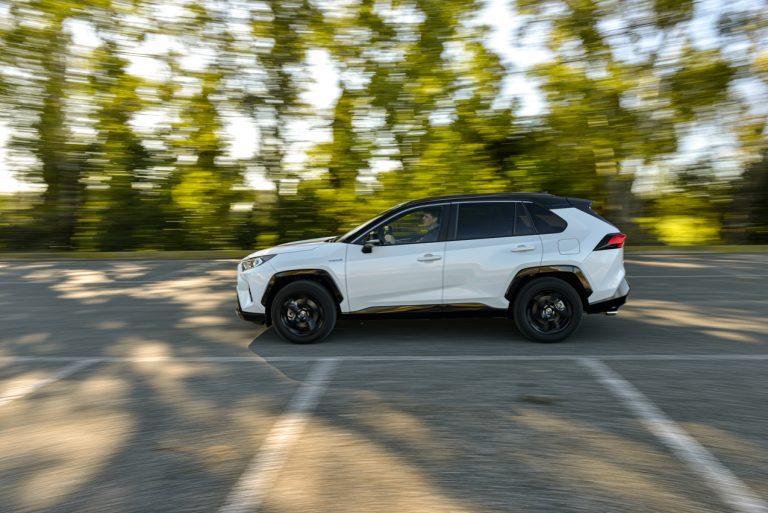 Toyota Rav4 2.5 HV Style: la prova su strada