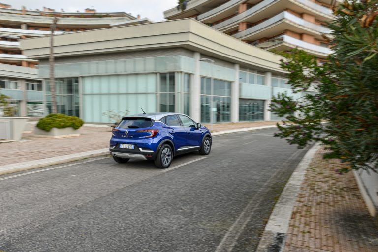 Renault Captur 1.3 Tce EDC 130: la prova su strada