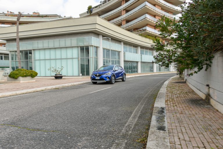 Renault Captur 1.3 Tce EDC 130: la prova su strada
