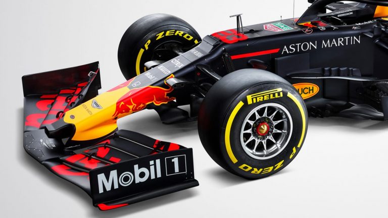 Red Bull RB16: immagini ufficiali