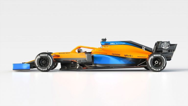F1, McLaren MCL35: le immagini ufficiali