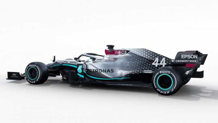 F1, Mercedes W11: le immagini ufficiali