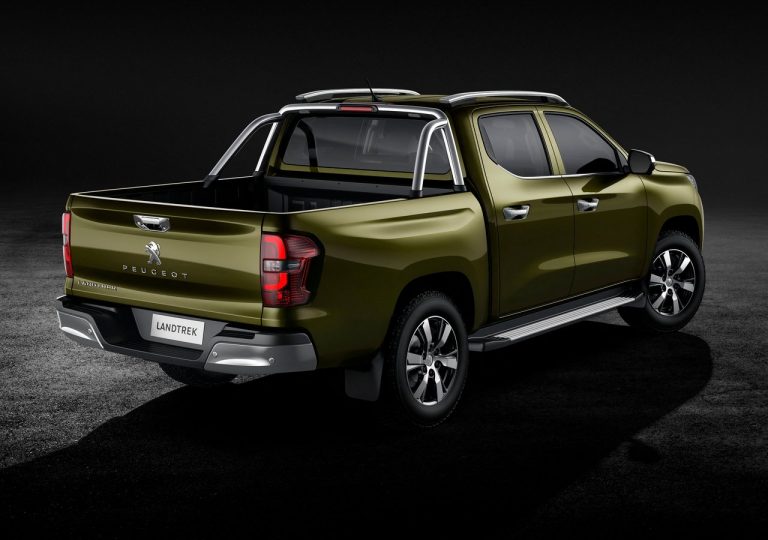 Peugeot Landtrek 2020, le immagini ufficiali