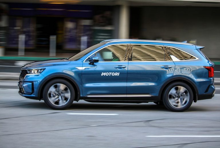 KIA Sorento 2021: le foto spia