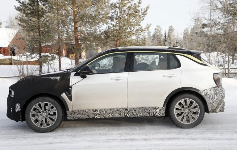 Lynk & Co 01 restyling: le foto spia