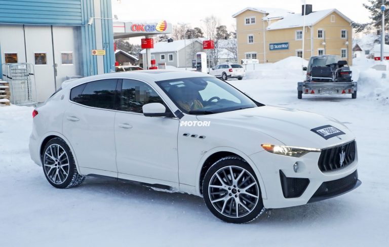 Maserati Levante 2020: foto spia del restyling