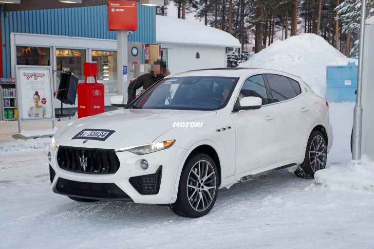 Maserati Levante 2020: foto spia del restyling