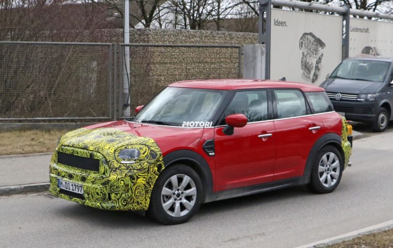 Mini Countryman restyling: le foto spia