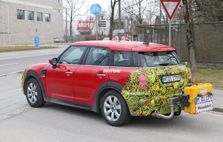 Mini Countryman restyling: le foto spia