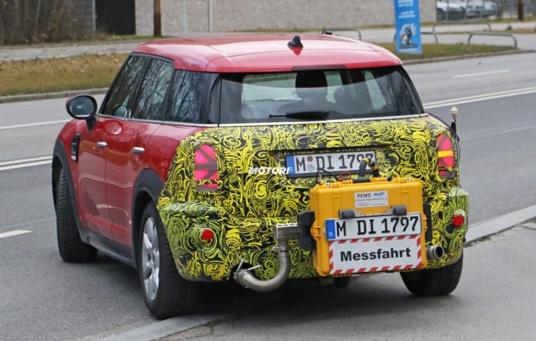 Mini Countryman restyling: le foto spia