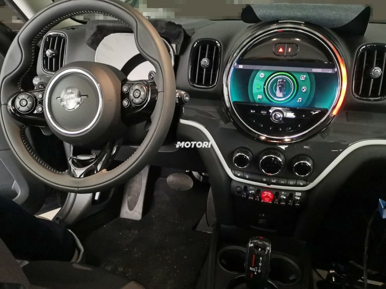 Mini Countryman restyling: le foto spia