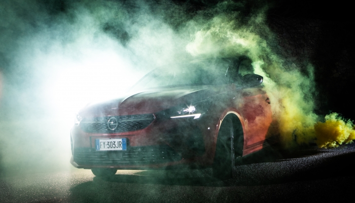Opel Corsa 2020 con fari a matrice LED: immagini ufficiali