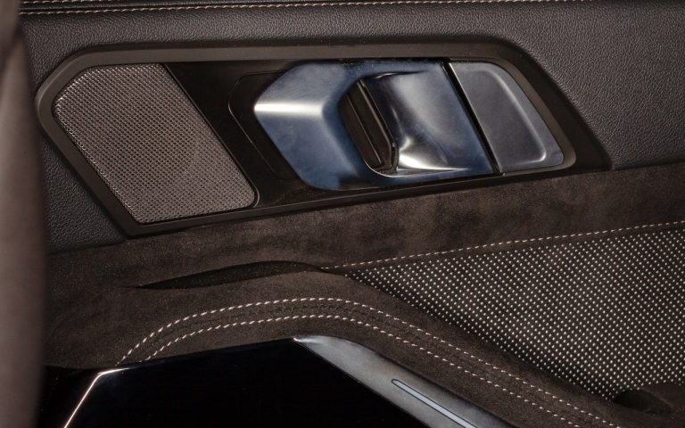 Bmw X5 Timeless Edition: le immagini ufficiali