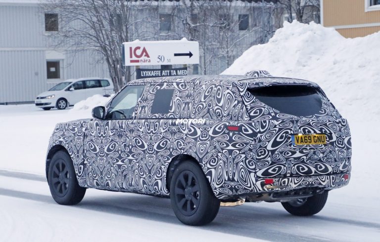 Range Rover: le foto spia della nuova generazione