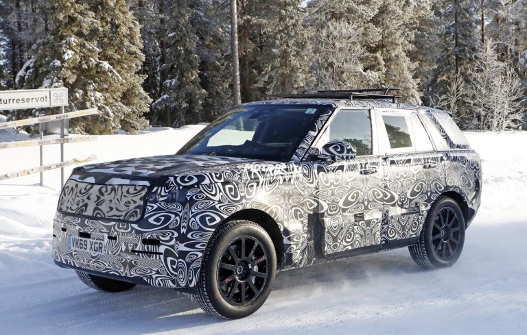 Range Rover Sport: foto spia della nuova generazione