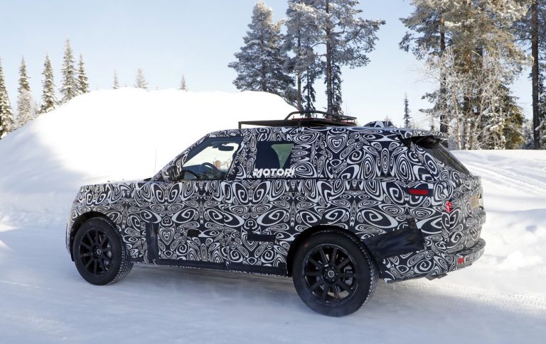 Range Rover Sport: foto spia della nuova generazione