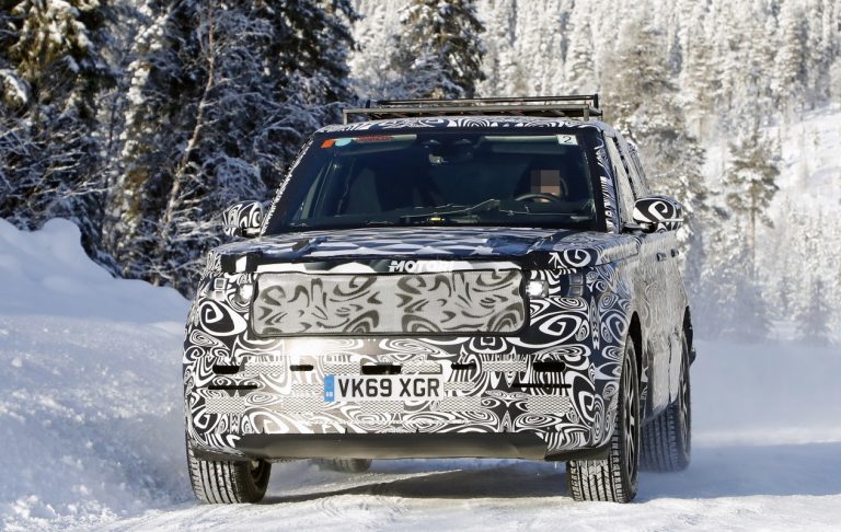 Range Rover Sport: foto spia della nuova generazione