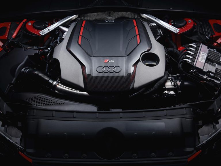 Audi RS 4 Avant: nuove immagini ufficiali