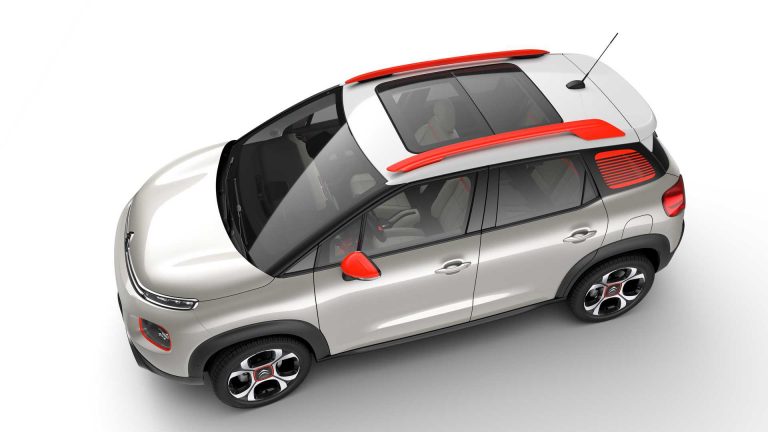 Citroen C3 AirCross BlueHDi 120 EAT6: immagini ufficiali