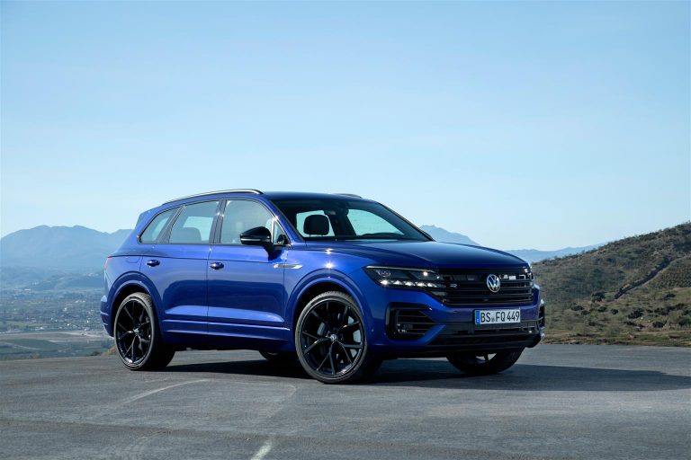 Volkswagen Touareg R: immagini ufficiali