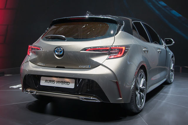 Toyota Hybrid: immagini ufficiali