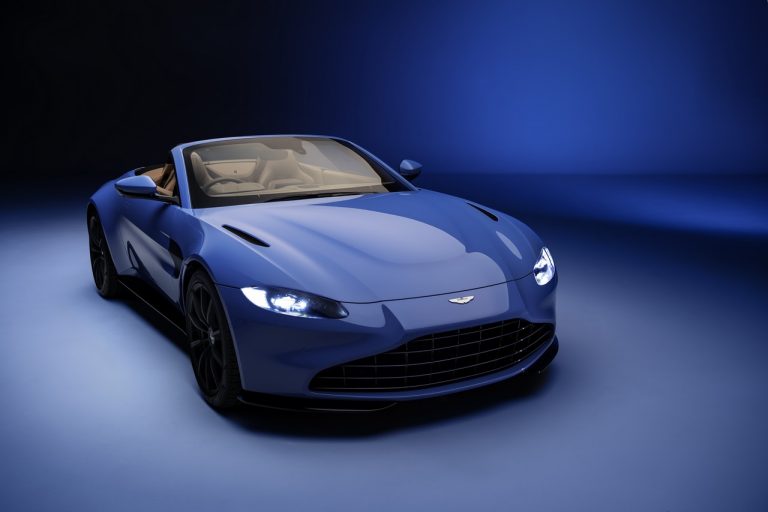 Aston Martin Vantage Roadster 2020: immagini ufficiali