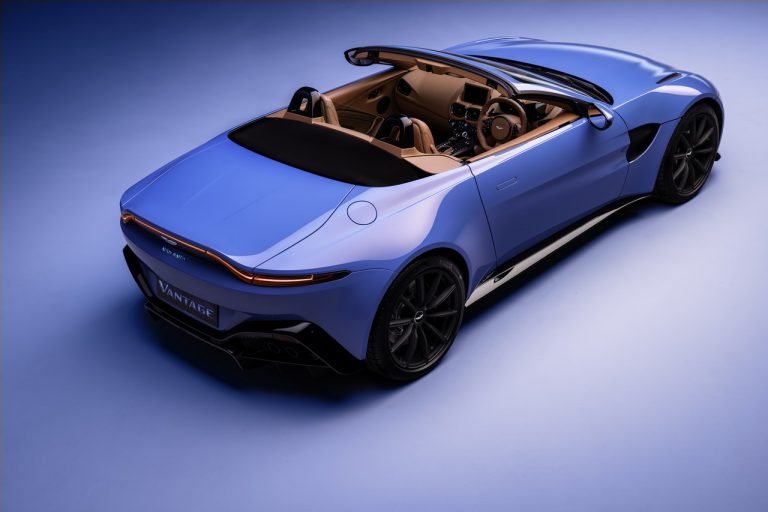 Aston Martin Vantage Roadster 2020: immagini ufficiali