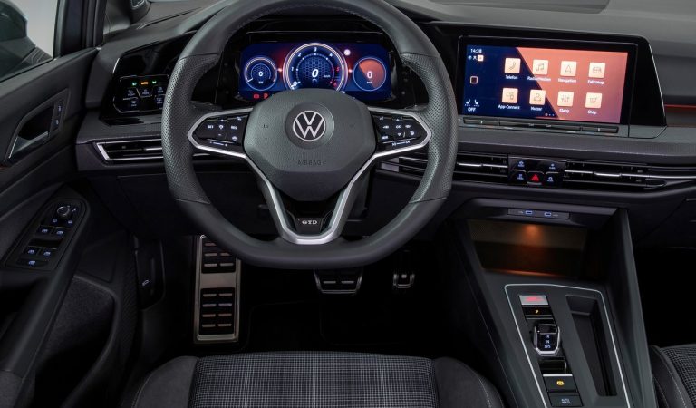 Volkswagen Golf GTD: immagini ufficiali