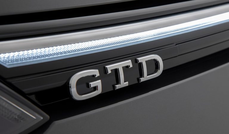 Volkswagen Golf GTD: immagini ufficiali