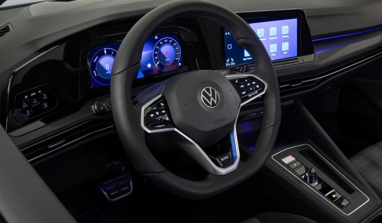 Volkswagen Golf GTE: immagini ufficiali