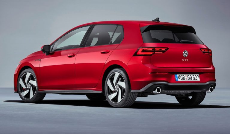 Volkswagen Golf GTI: immagini ufficiali