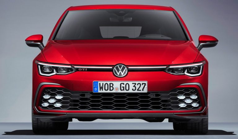 Volkswagen Golf GTI: immagini ufficiali