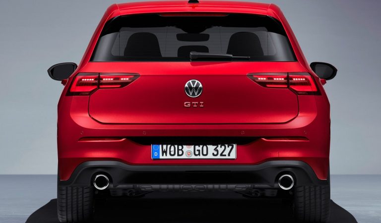Volkswagen Golf GTI: immagini ufficiali