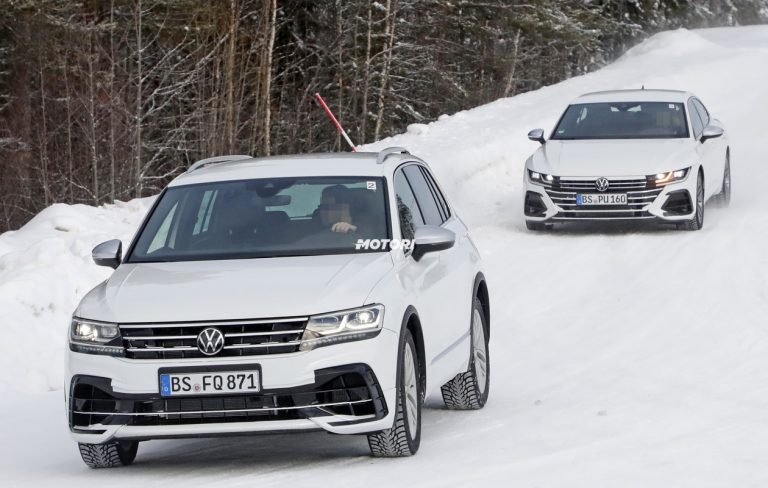 Volkswagen Tiguan R: le foto spia