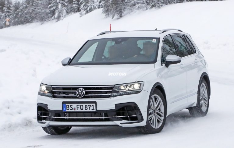 Volkswagen Tiguan R: le foto spia