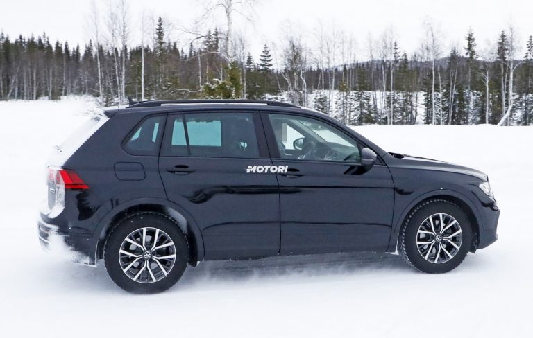 Volkswagen Tiguan restyling: le foto spia