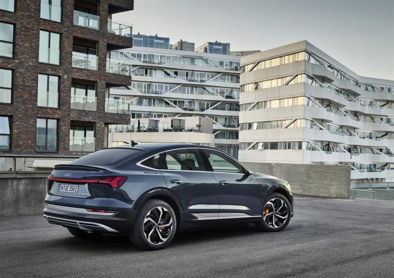 Audi e-tron Sportback Edition one: immagini ufficiali