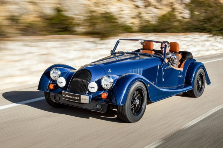Morgan Plus Four 2020: immagini ufficiali