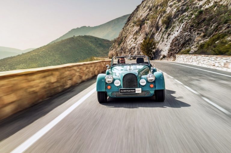 Morgan Plus Four 2020: immagini ufficiali