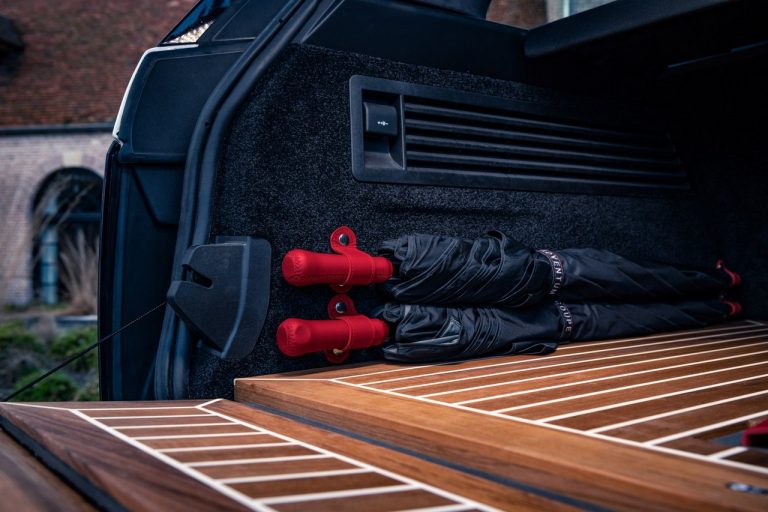 Range Rover Adventum Coupé by Niels van Roij Design