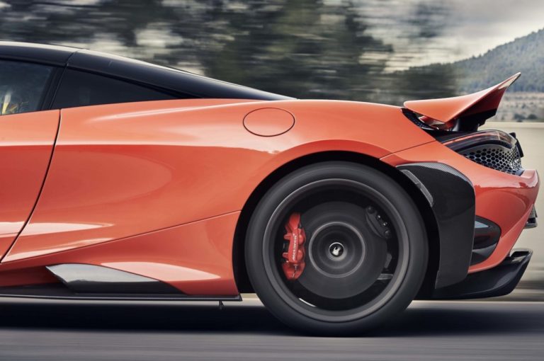 McLaren 765LT 2020: immagini ufficiali