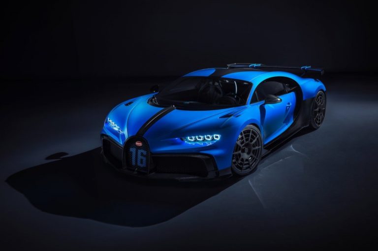 Bugatti Chiron Pur Sport 2020: immagini ufficiali