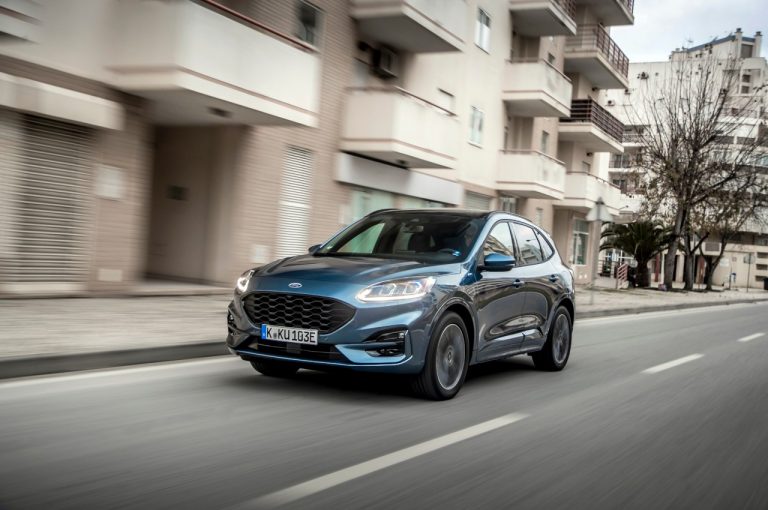 Ford Kuga 2020: immagini ufficiali
